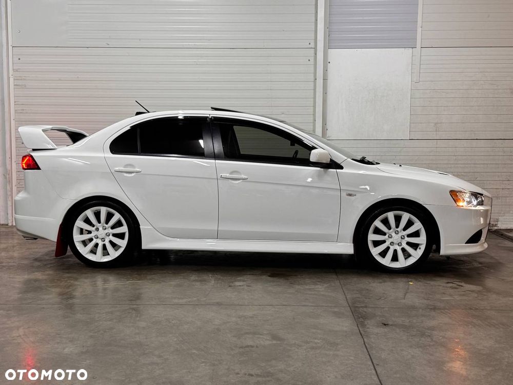Mitsubishi Lancer - 3