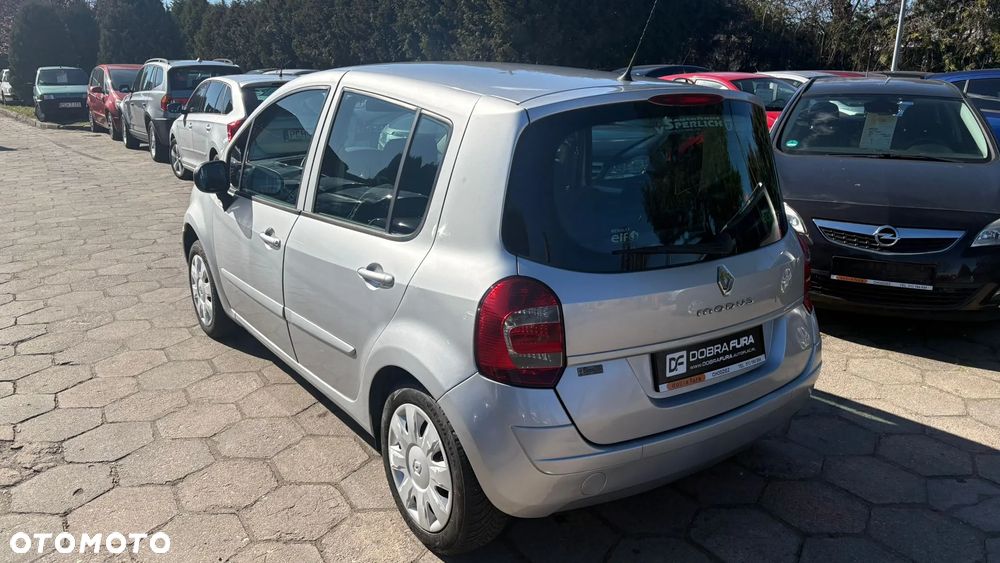 Renault Modus 1.5 dCi FAP Night and Day - 3