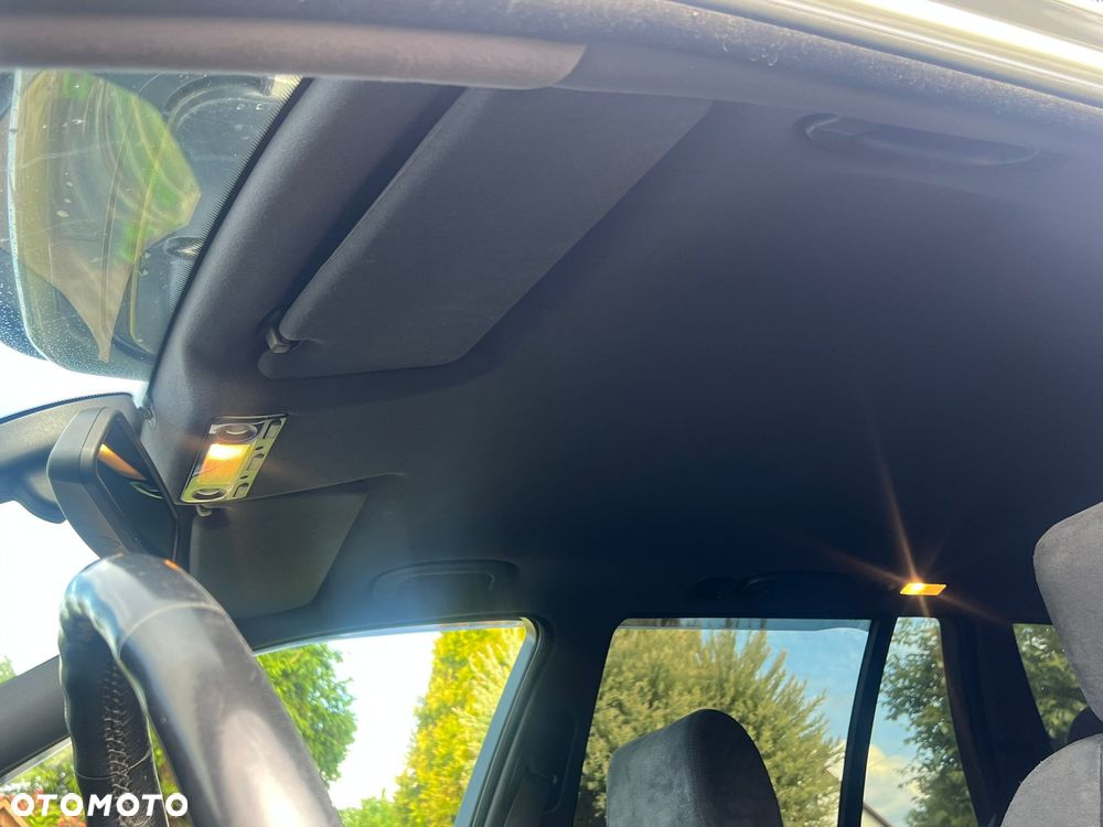 BMW Seria 5 520i Touring Edition Exclusive - 33