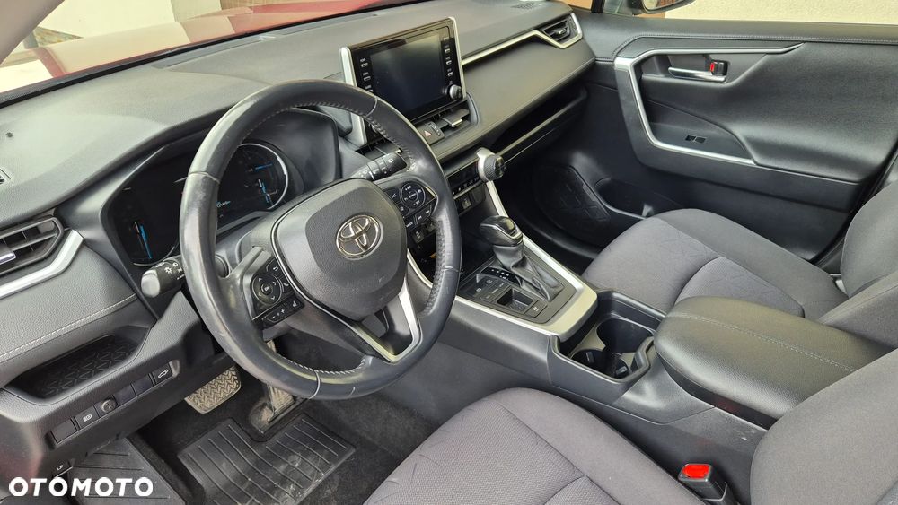 Toyota RAV4 - 9