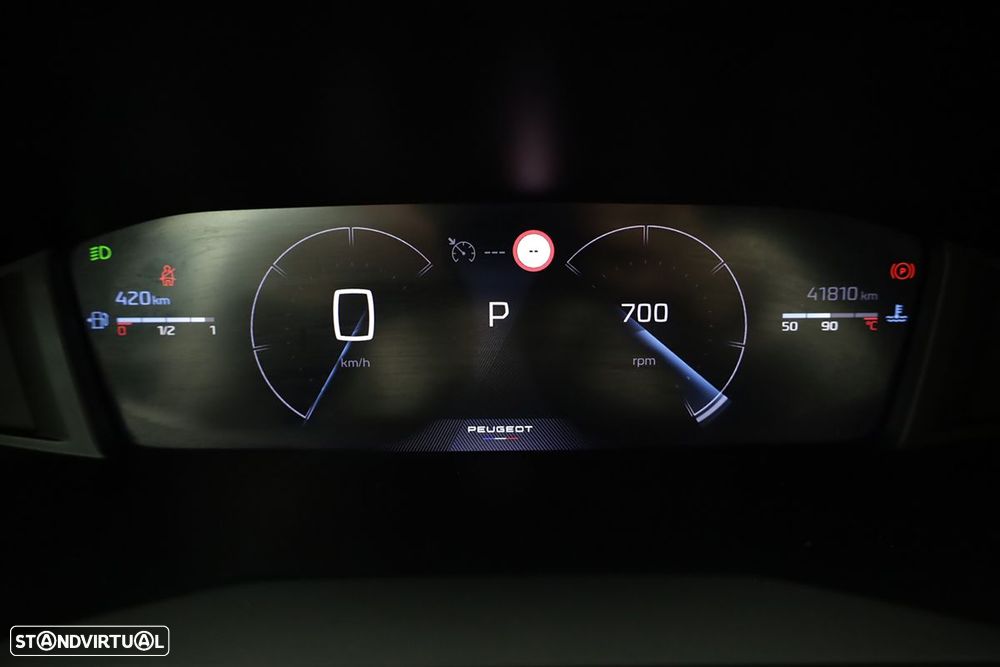 Peugeot 2008 1.2 PureTech Allure EAT8 - 16