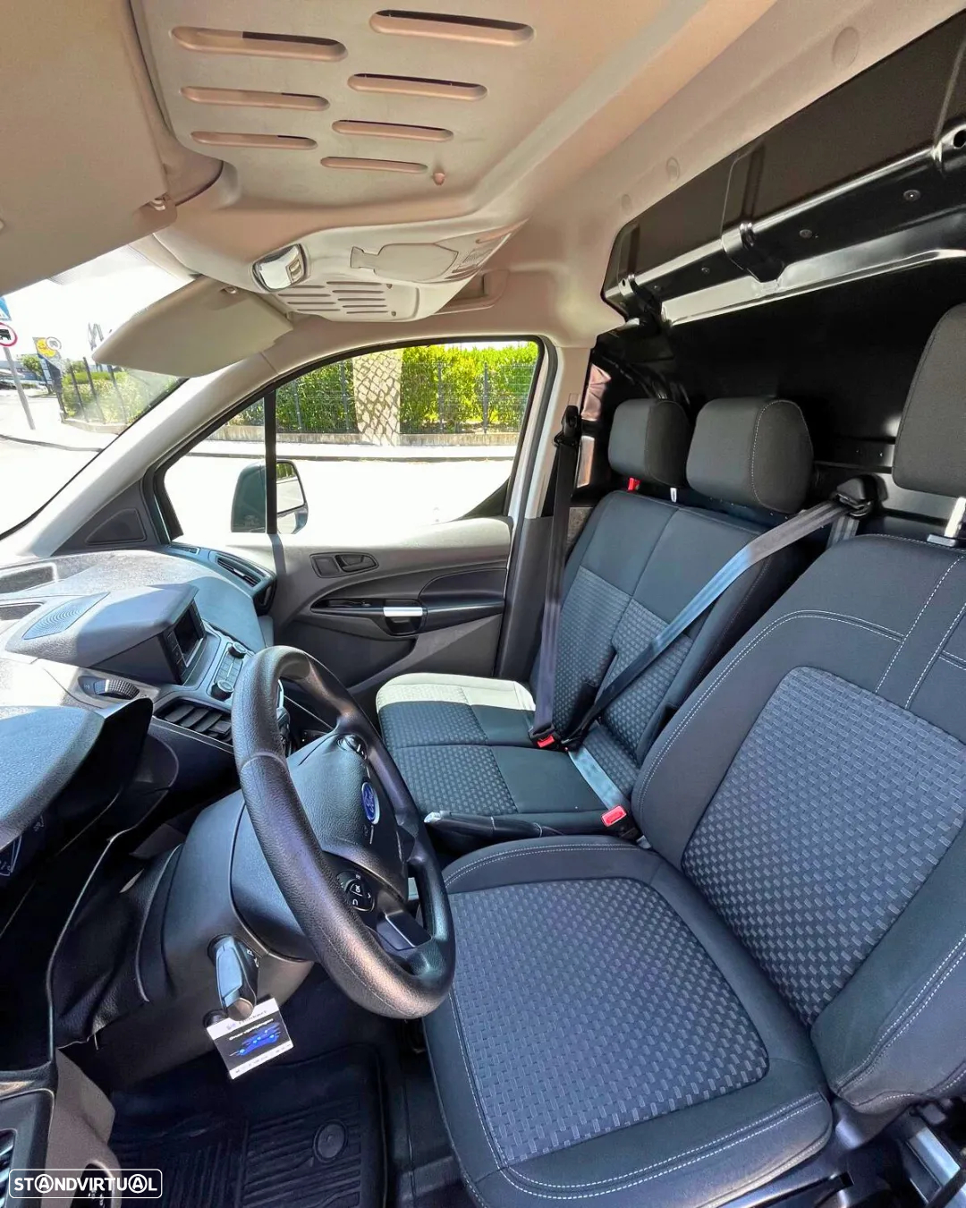 Ford TRANSIT CONNECT 1.5 EcoBlue L2 Trend - 22