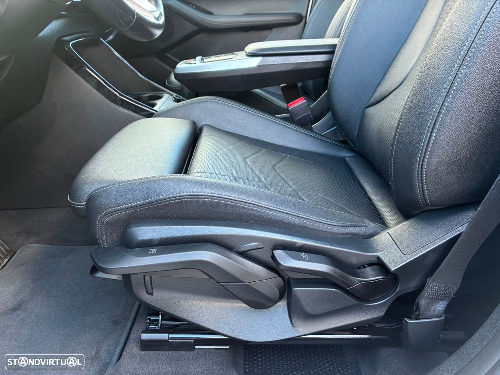 BMW 218 Active Tourer i Line Luxury Auto - 12
