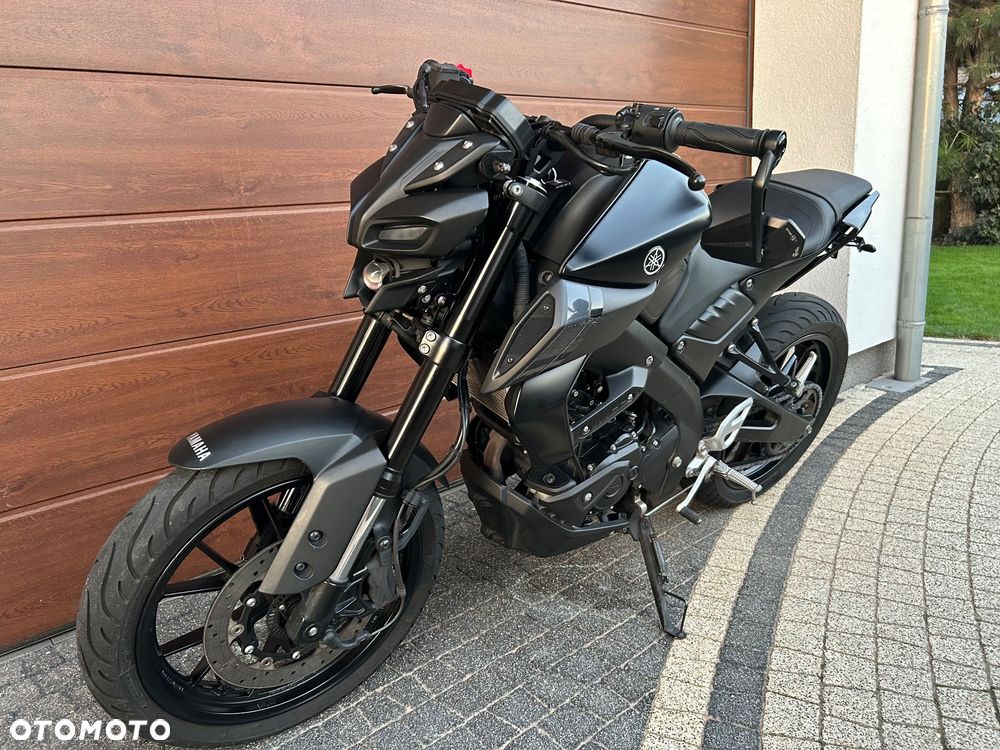 Yamaha MT - 16