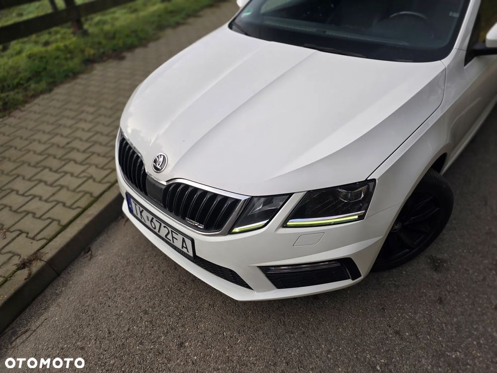 Skoda Octavia 2.0 TDI 4x4 DSG RS - 37