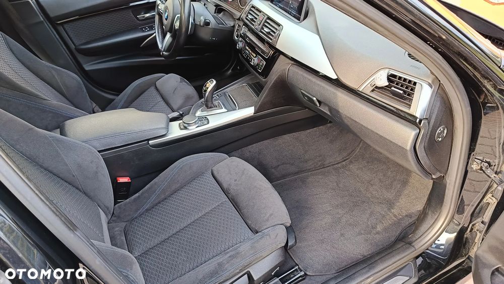 BMW Seria 3 320d M Sport - 7