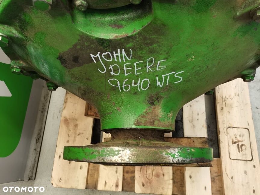 Reduktor John Deere 9640 WTS H163693 - 11