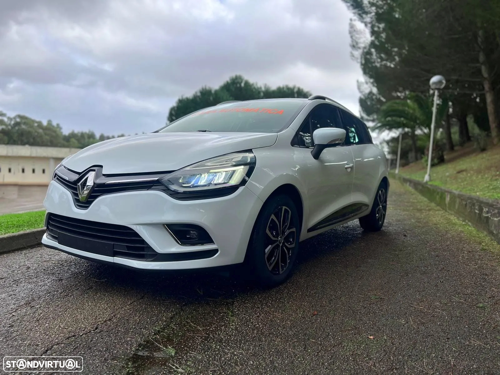 Renault Clio Sport Tourer 1.5 dCi Limited EDC - 4