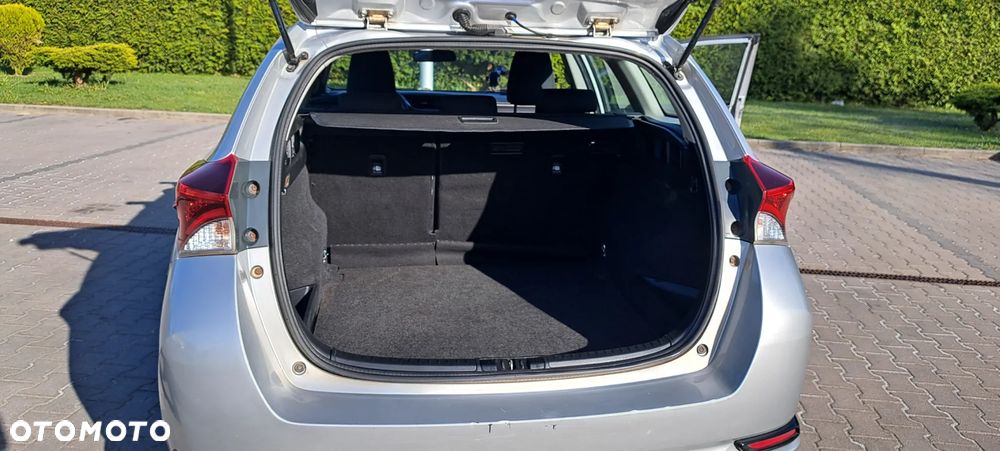 Toyota Auris 1.6 Active - 9