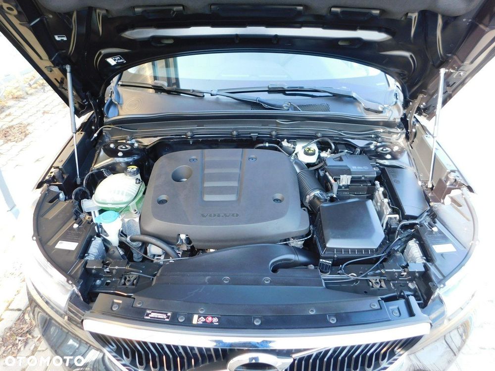 Volvo XC 40 D3 Momentum Pro - 33