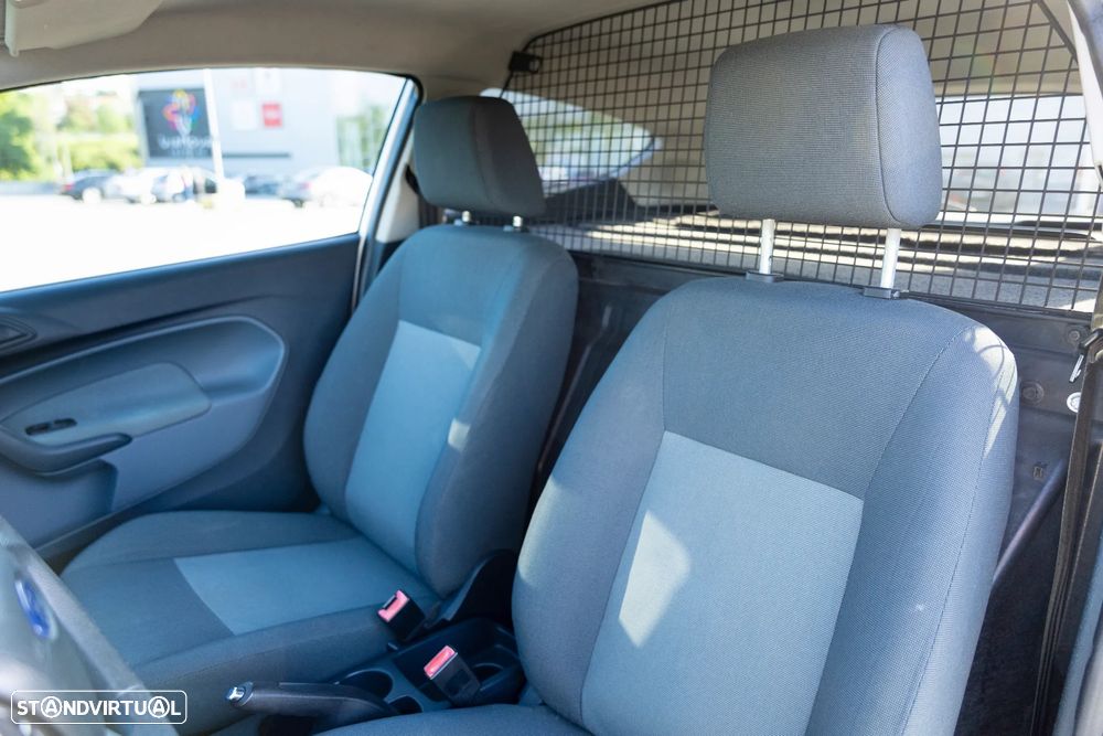 Ford Fiesta 1.4 TDCI Titanium - 6