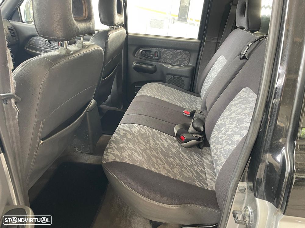 Mitsubishi L200 2.5 TD Strada CD - 14