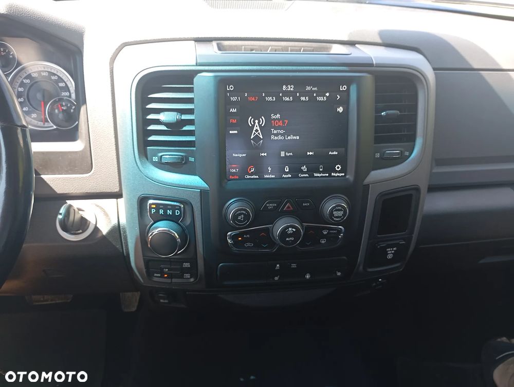 RAM 1500 Crew Cab Shortbed Bighorn - 11