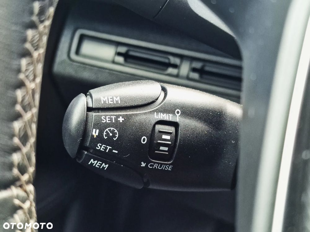 Peugeot 3008 1.5 BlueHDi Allure S&S - 30