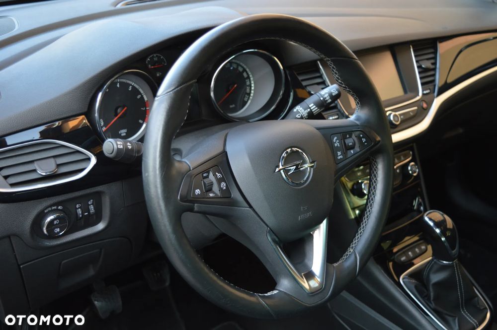 Opel Astra 1.4 Turbo Edition - 26