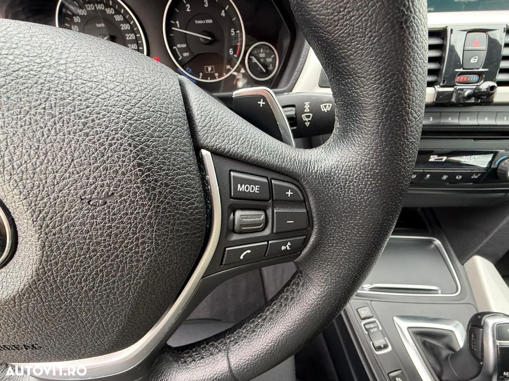 BMW Seria 3 325d Aut. Advantage - 15