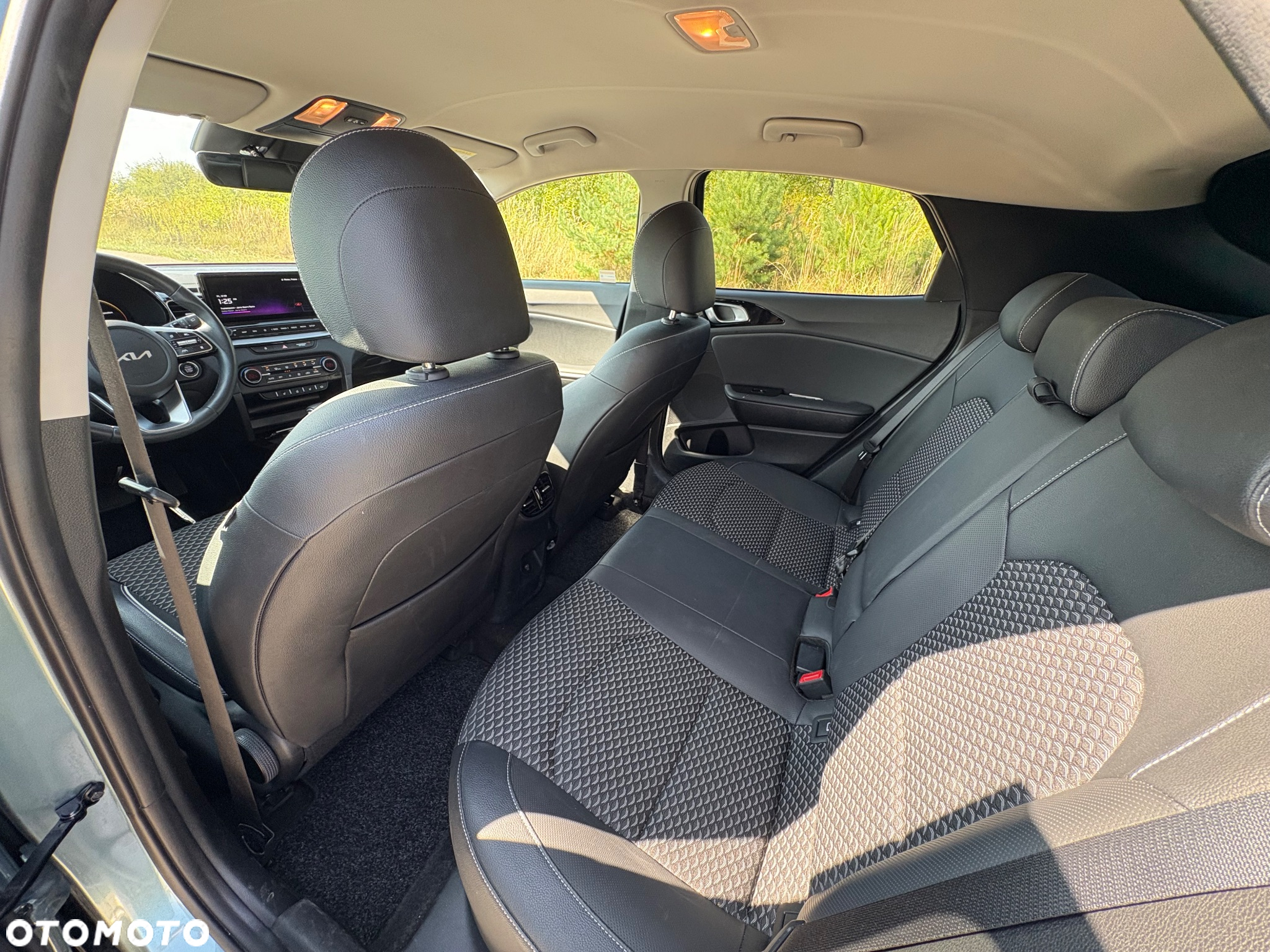 Kia XCeed 1.5 T-GDI Business Line DCT - 18