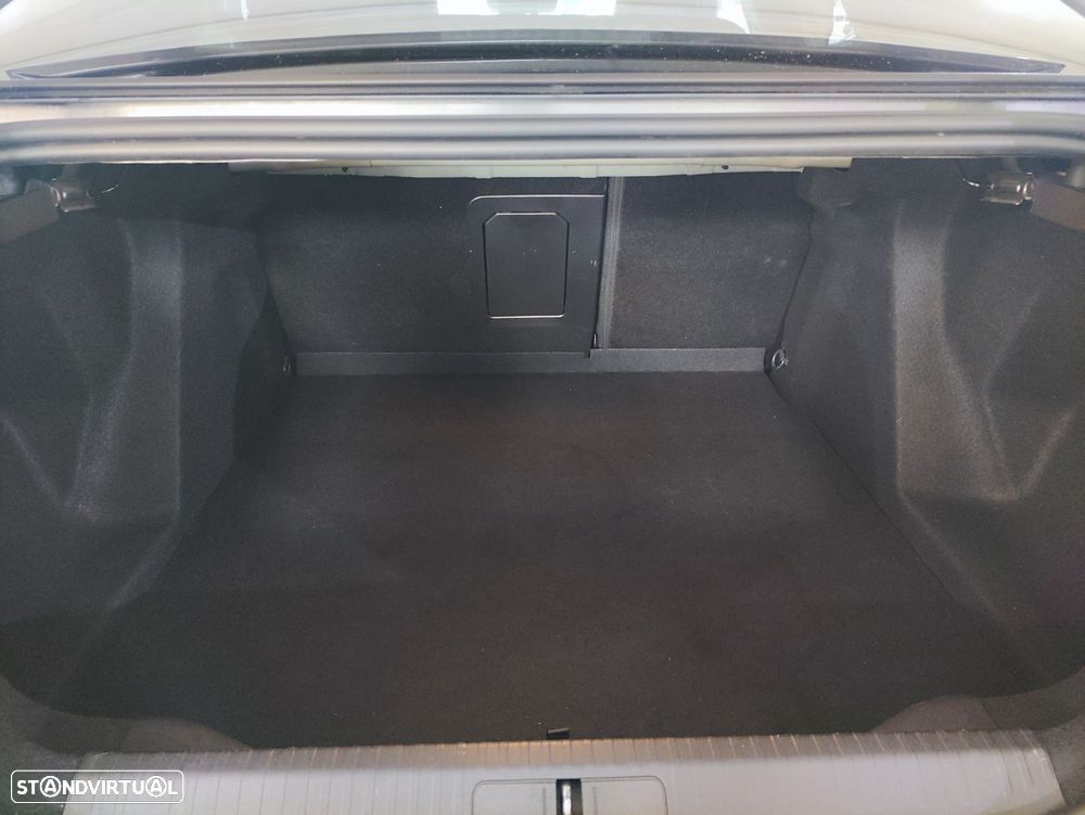 Citroën C4 X 1.5 BlueHDi Max EAT8 - 35