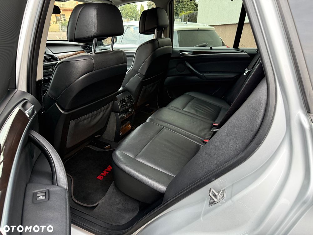 BMW X5 xDrive35i Sport-Aut - 19