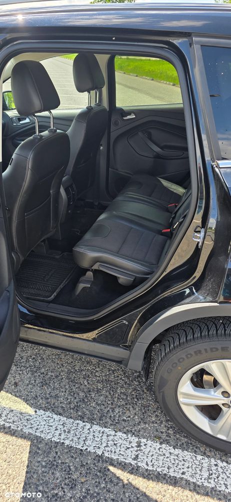 Ford Kuga 2.0 TDCi AWD Titanium - 11