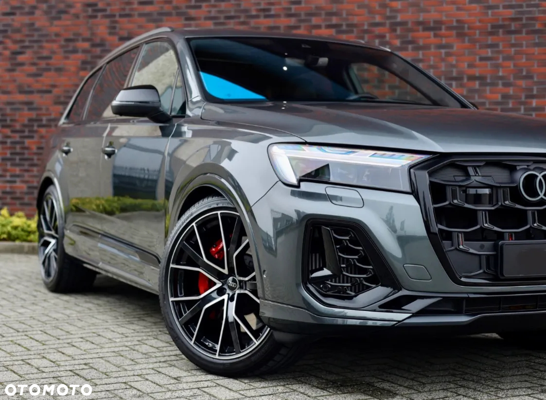 Audi Q7 - 7