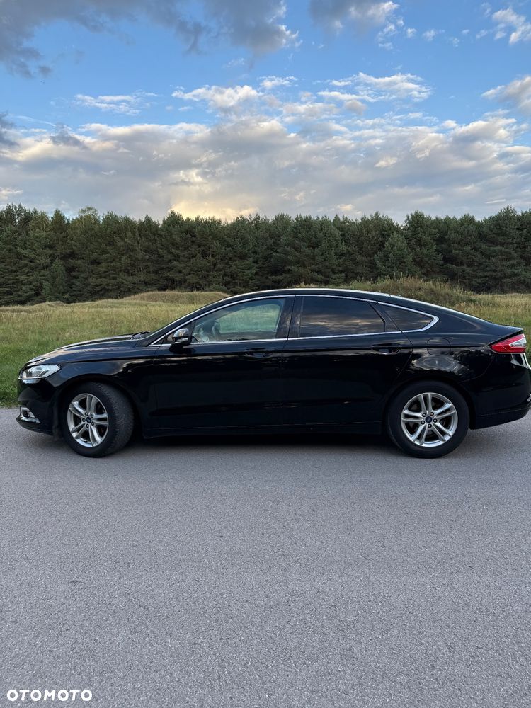 Ford Mondeo 2.0 TDCi Titanium PowerShift - 4