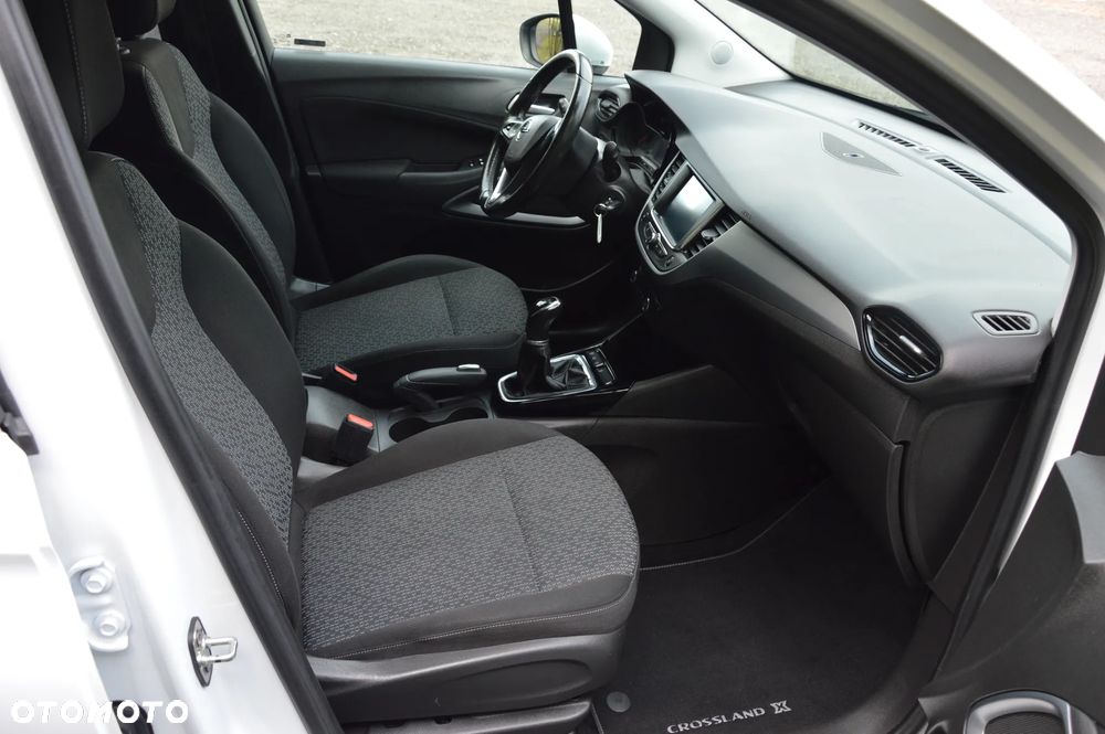 Opel Crossland X - 7