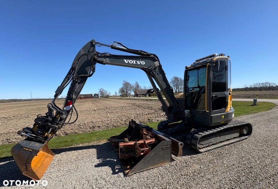Volvo ECR58D - 1