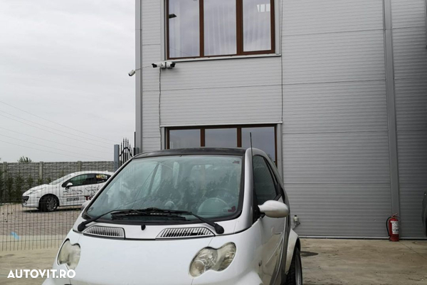 Far stanga/dreapta Smart Fortwo 0.7 benzina 2005 facelift