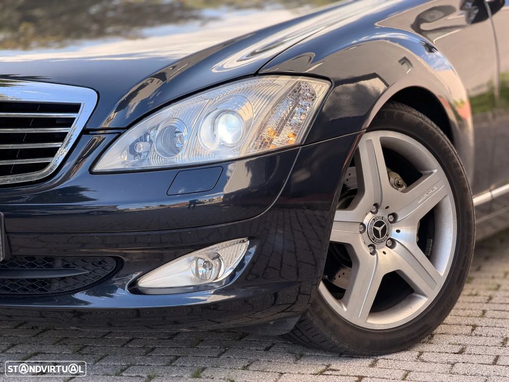 Mercedes-Benz S 320 2006 photo 2