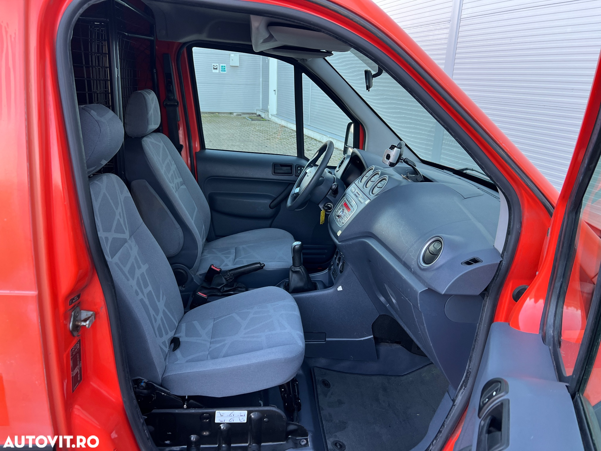 Ford Transit Connect - 7