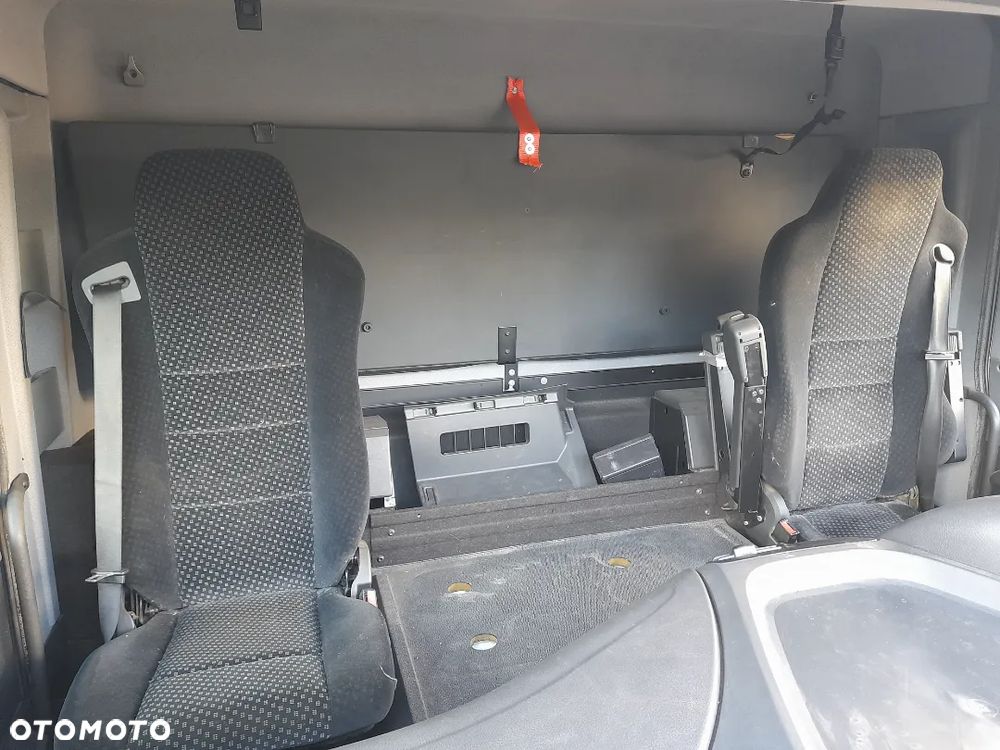 Kabina Mercedes Actros MP2 MP3 dzienna - 10