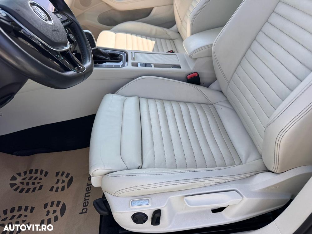 Volkswagen Passat 2.0 TDI DSG Highline - 33
