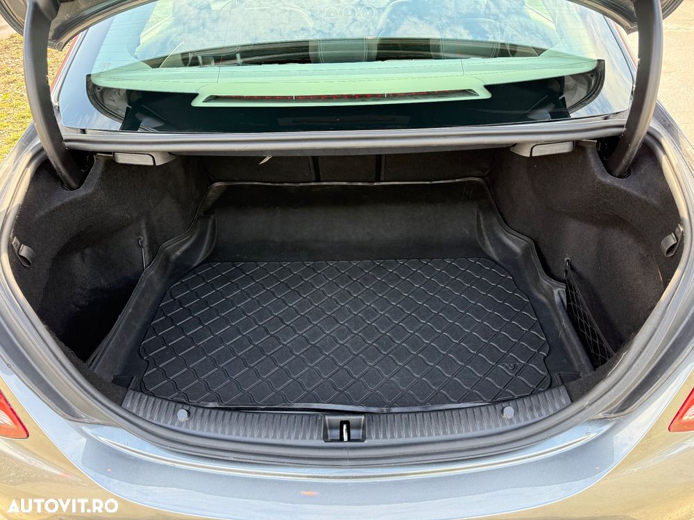 Mercedes-Benz C - 15