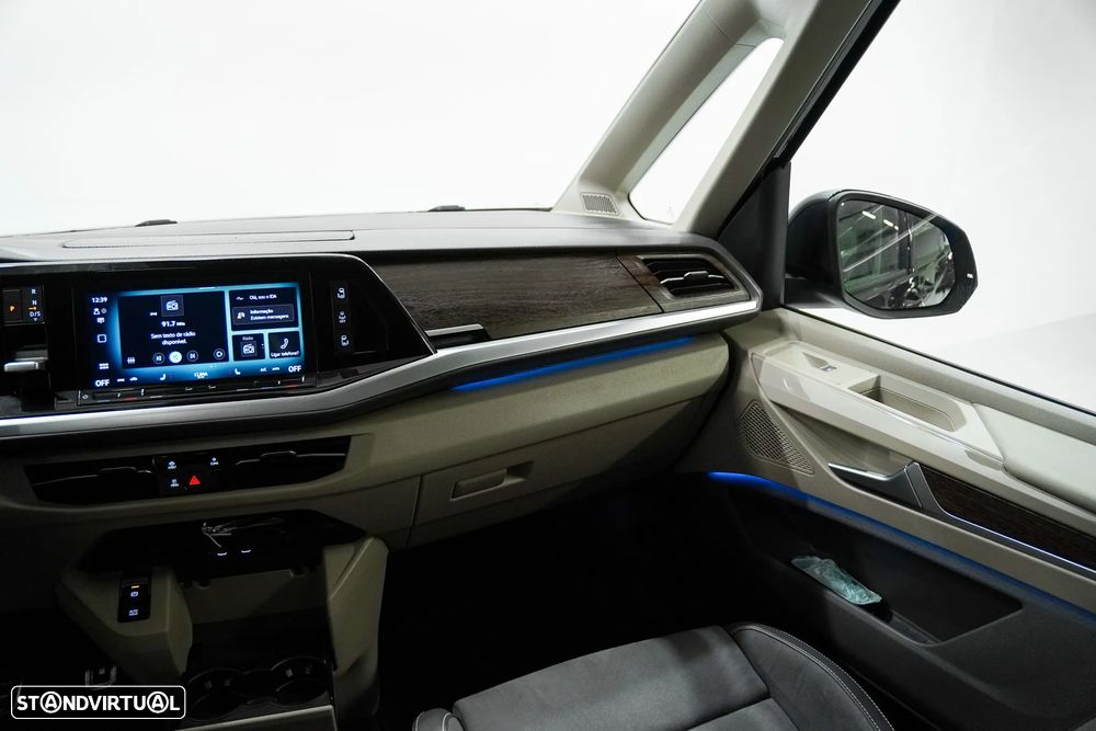 VW Multivan 2.0 TDI Style Longa DSG - 28