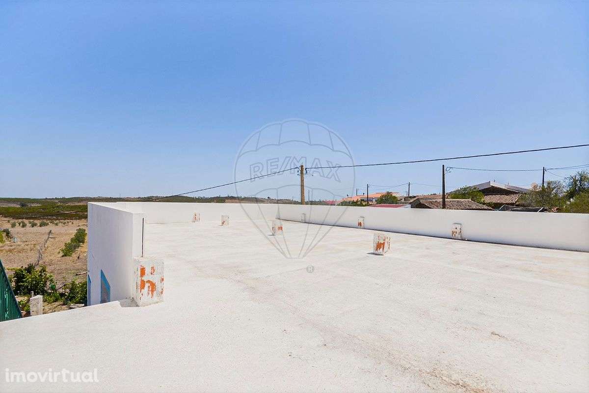 Moradia T1 para venda - Grande imagem: 3/12