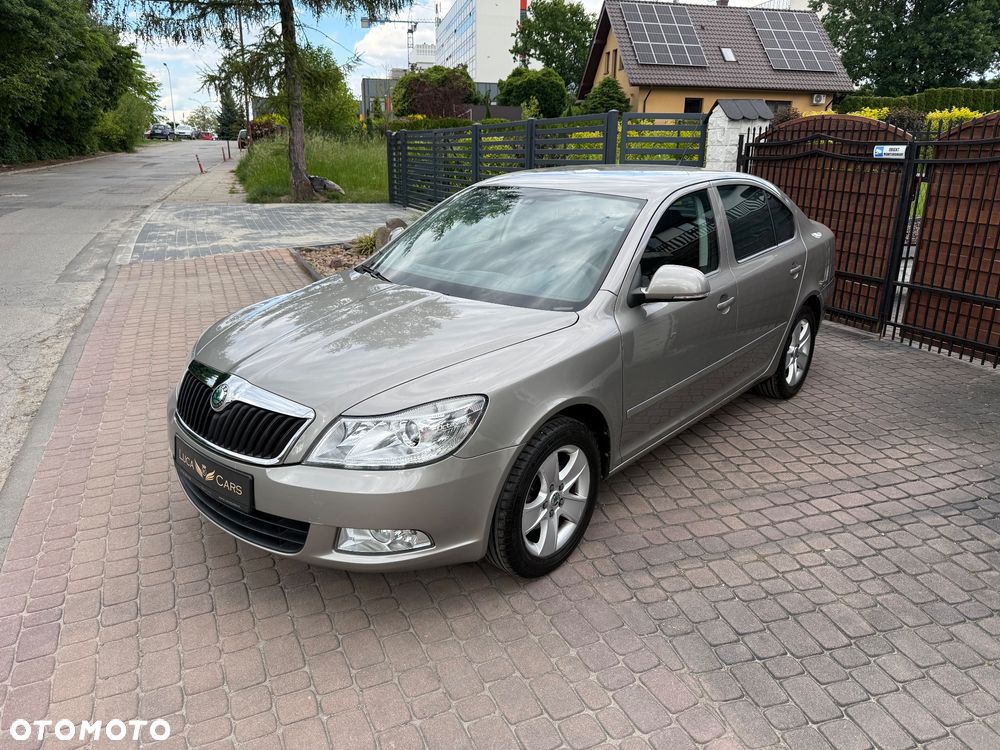 Skoda Octavia 1.6 Selection - 5