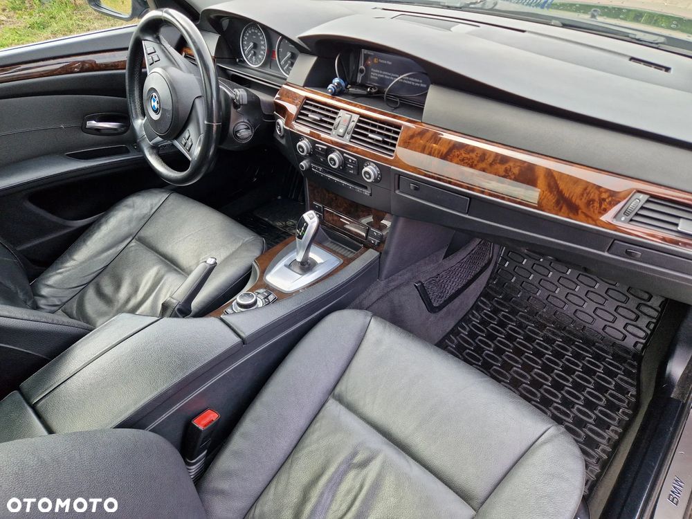 BMW Seria 5 530d xDrive - 6