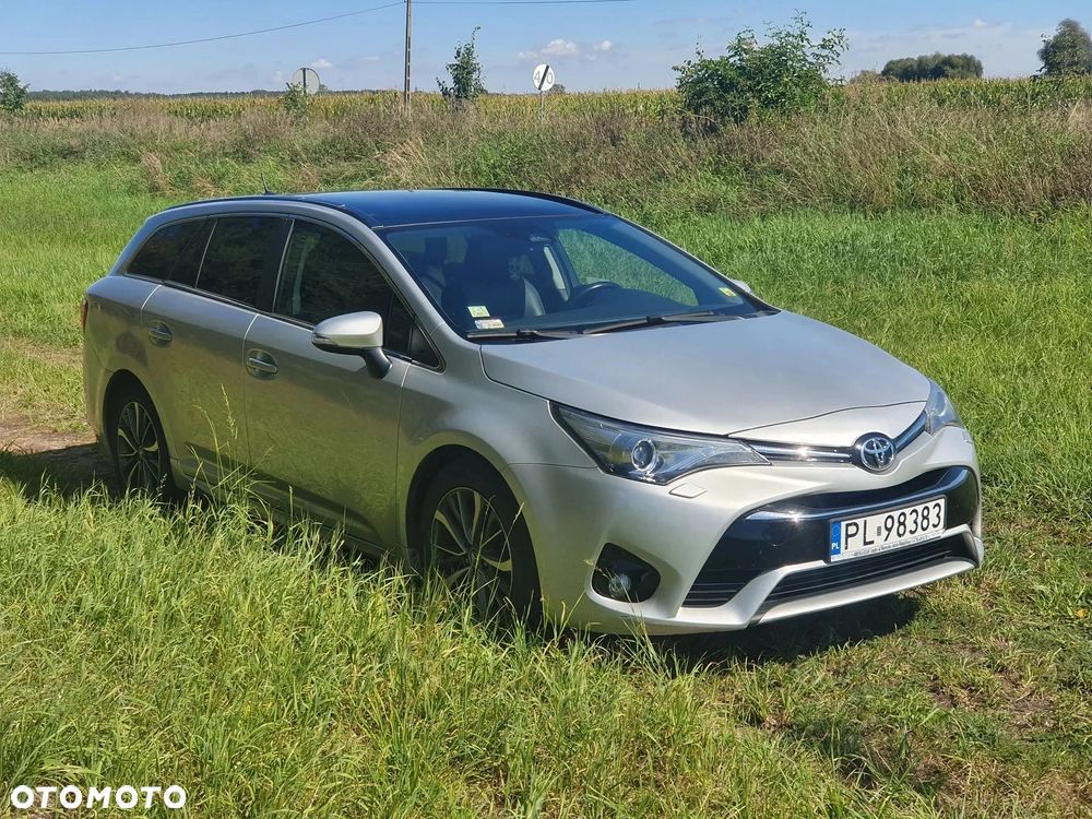 Toyota Avensis 2.0 D-4D Prestige - 4