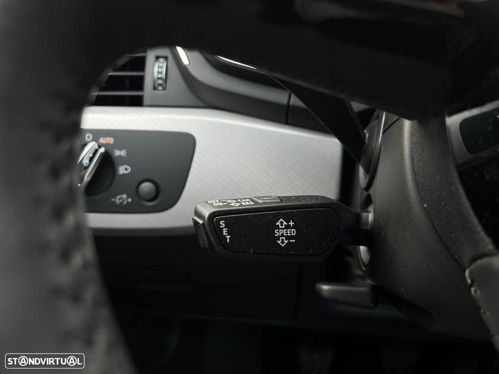 Audi A4 Avant 2.0 TDI S-line - 44