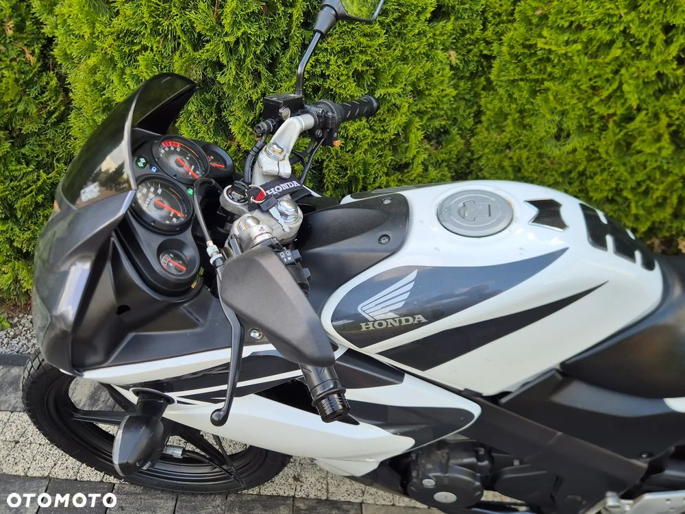 Honda CBR - 14