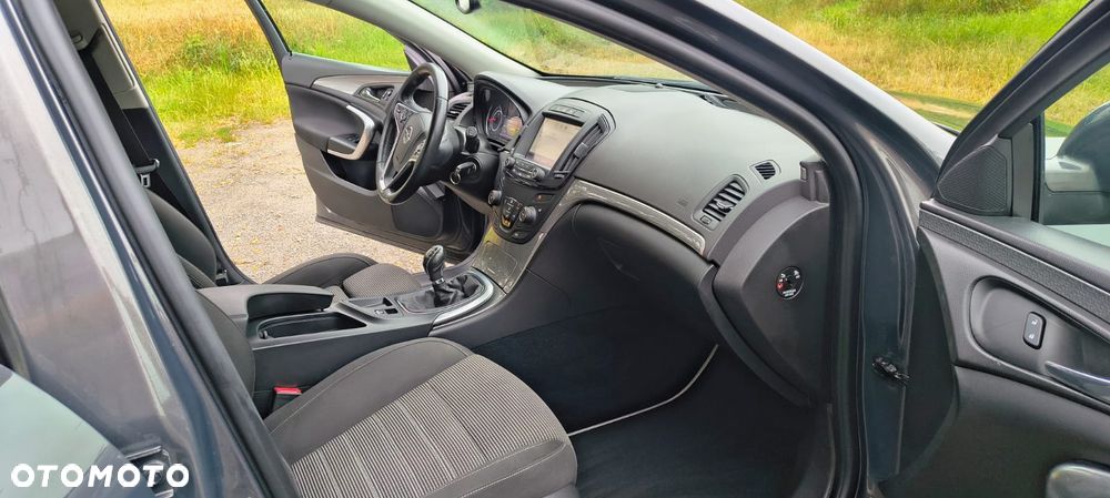Opel Insignia - 16