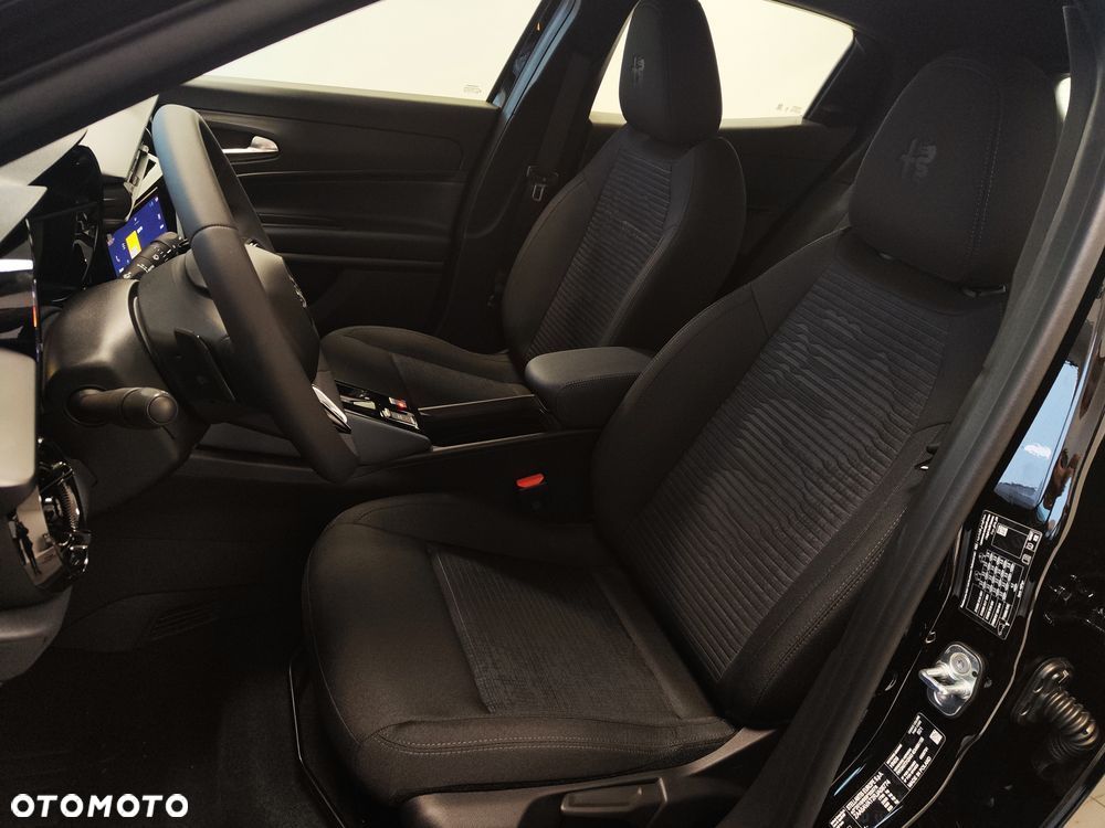 Alfa Romeo Junior 1.2 mHEV Ibrida eDCT - 8