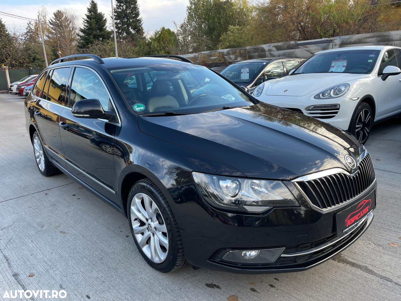 Skoda Superb Combi 2.0 TDI Elegance DSG - 2