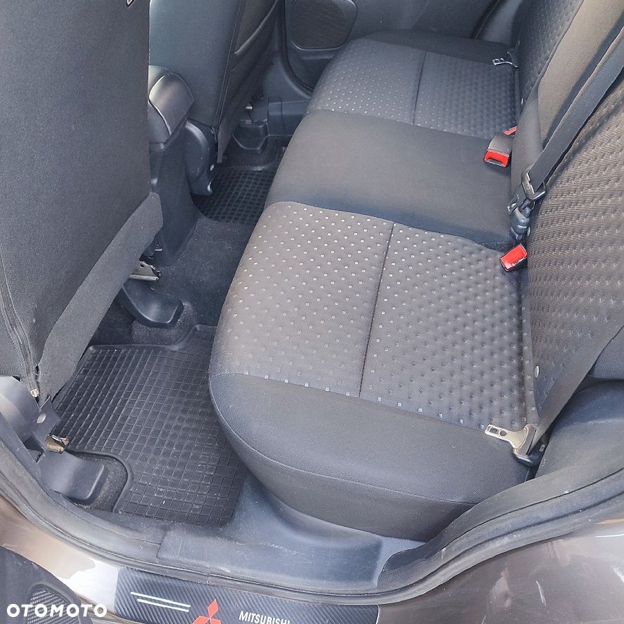 Mitsubishi ASX 1.8 DID Inform - 19
