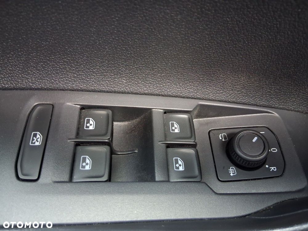 Volkswagen Taigo 1.0 TSI Life DSG - 19