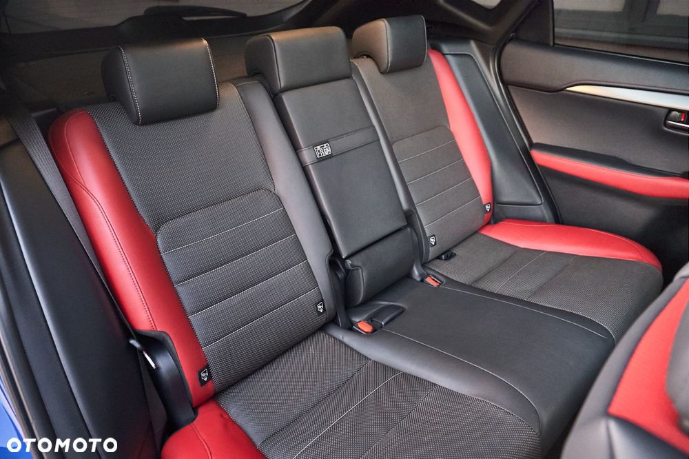 Lexus NX 300h F Sport AWD - 28