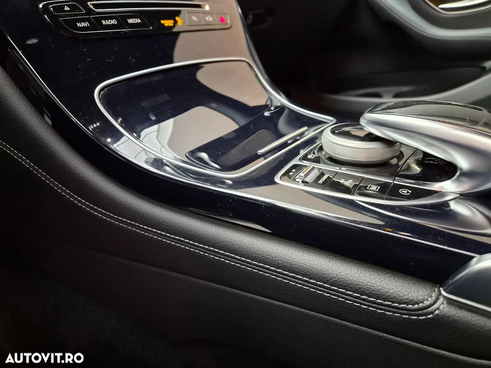 Mercedes-Benz GLC 220 d 4MATIC - 33