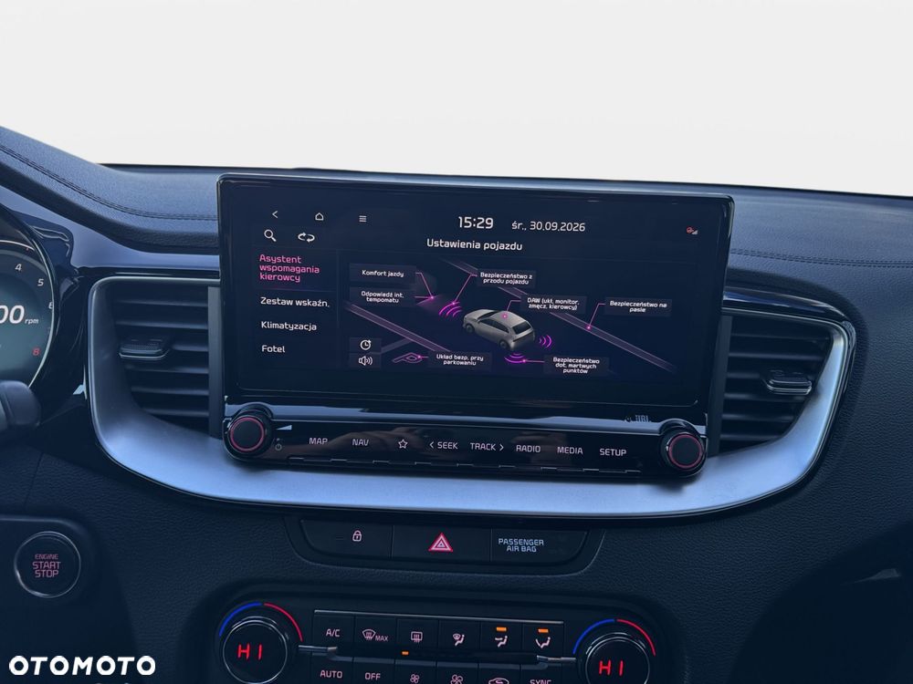 Kia ProCeed 1.6 T-GDI GT DCT - 22
