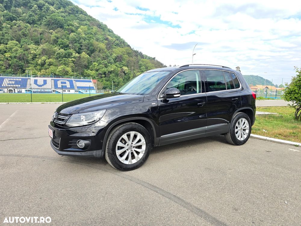 Volkswagen Tiguan - 1